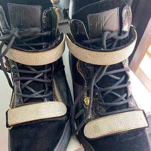 Giuseppe shoes for men, only worn 2 times.